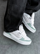 Hocks Puff Pimp Iris